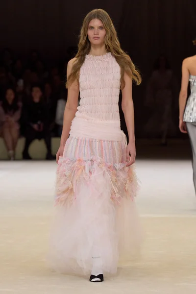 Look 54